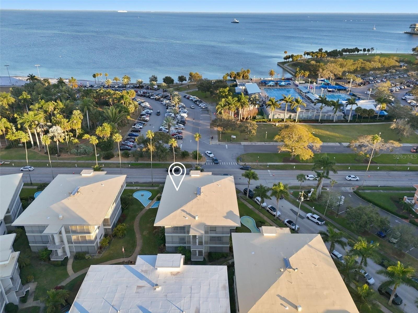 1000 N Shore Dr NE #2 photo 3