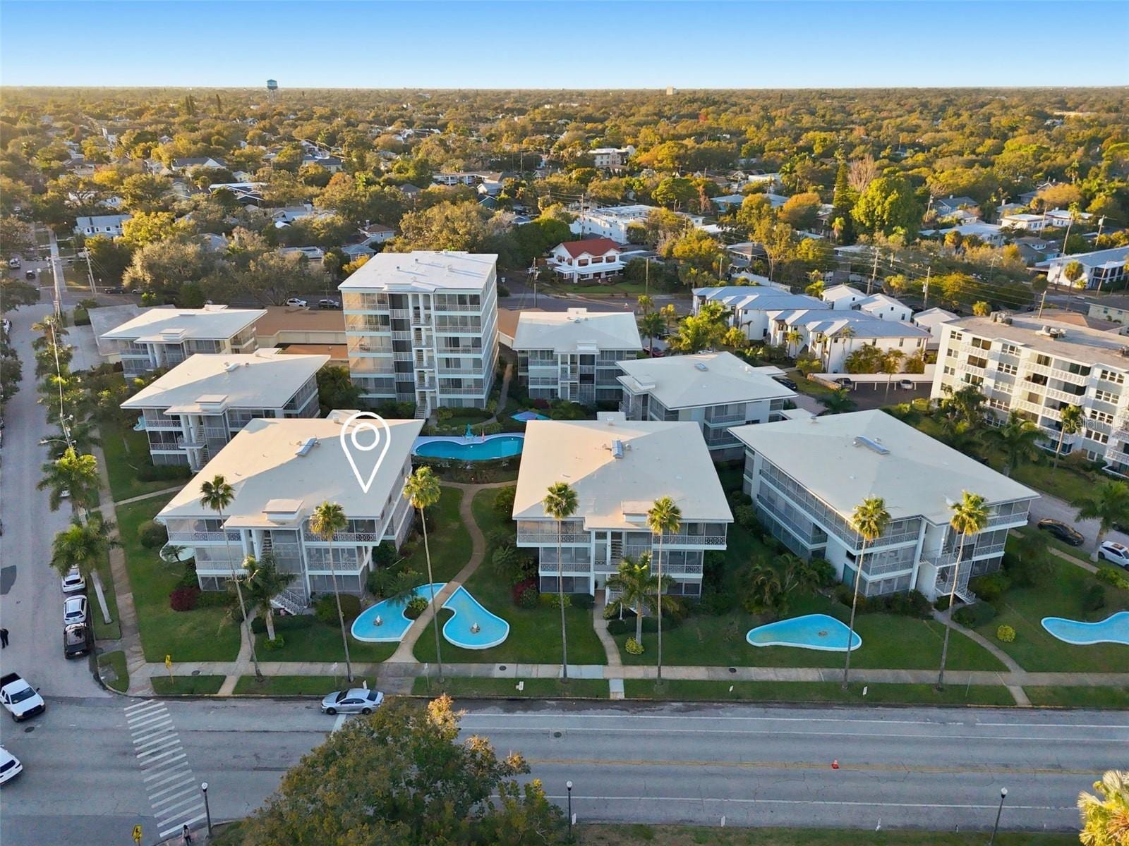1000 N Shore Dr NE #2 photo 4
