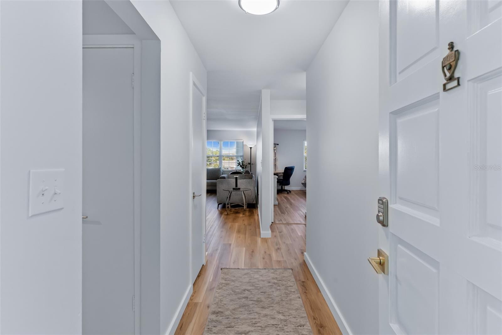 701 Poinsettia Rd #208 photo 4