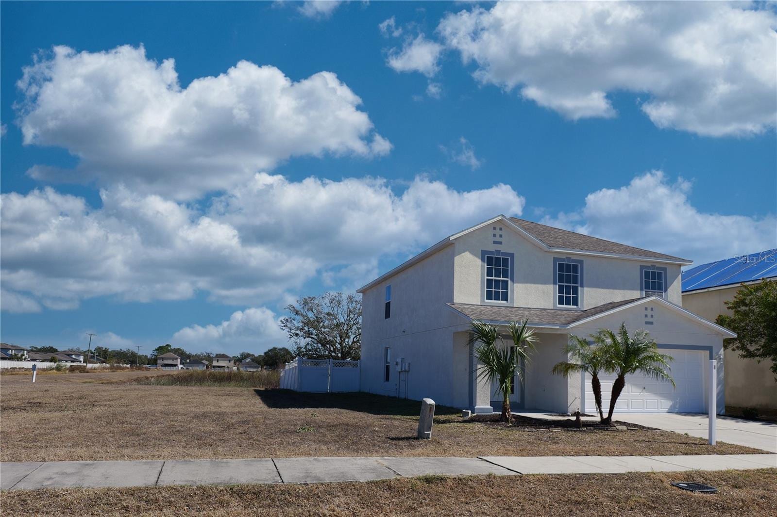 706 Brenton Leaf Dr photo 3