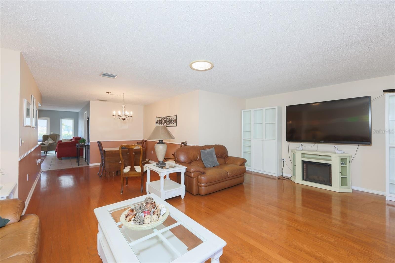 318 Fairside CT photo 5