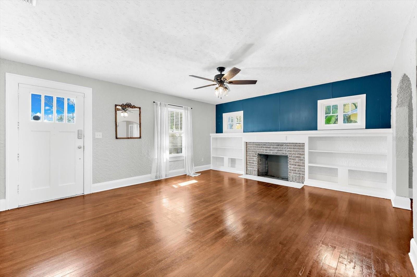 2726 8th Ave W photo 4
