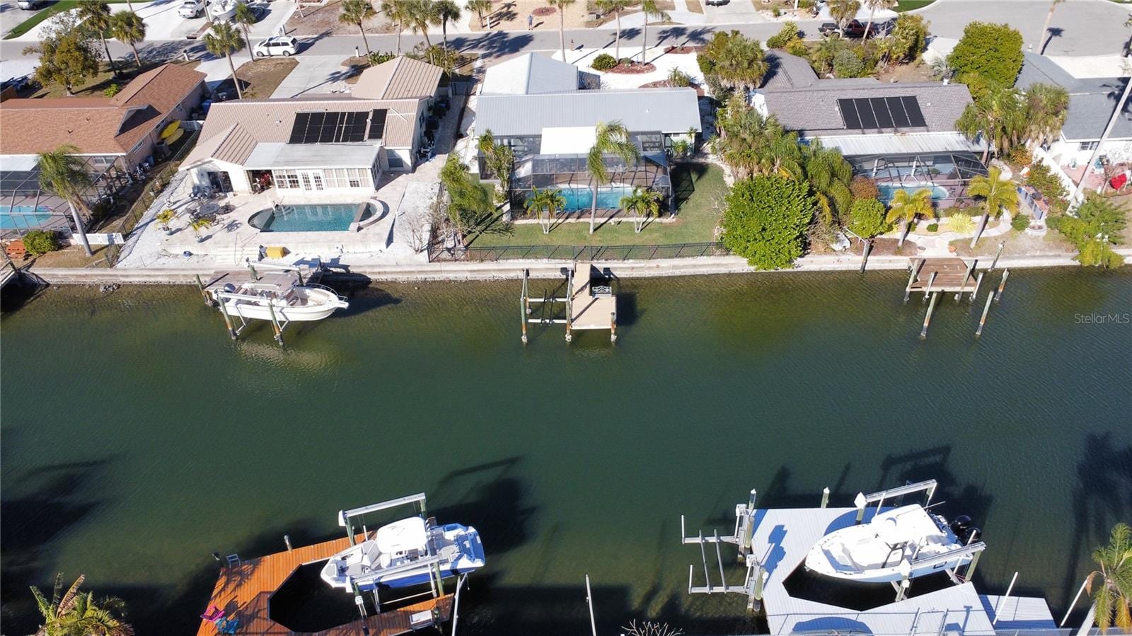 908 Sago Palm Way photo 3