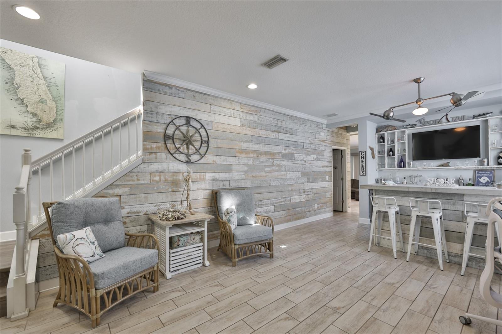 5227 Admiral Pointe Dr photo 3