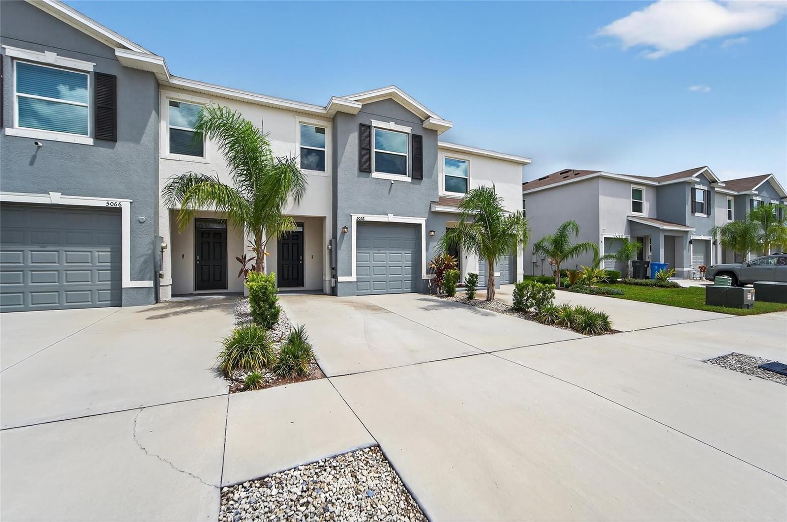 5068 Captain Davis Dr photo 4