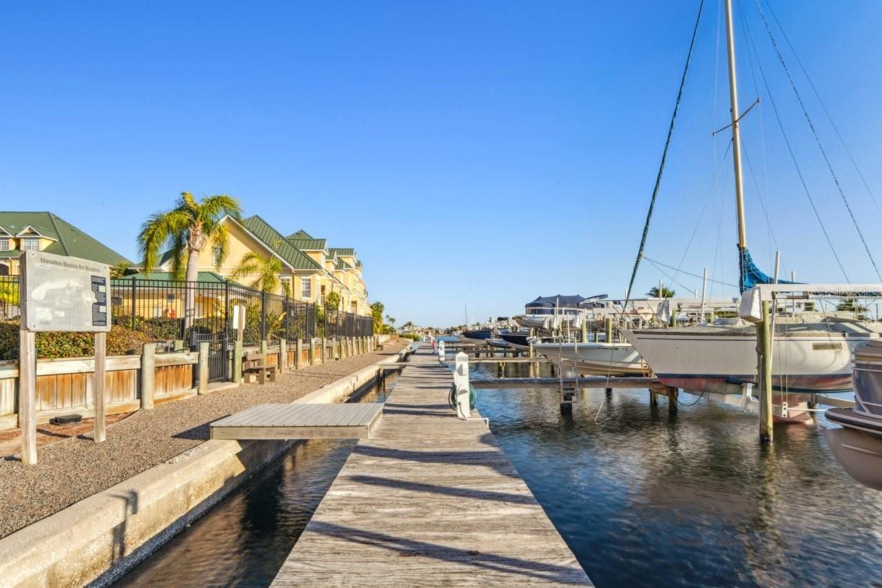 6319 Sunset Bay Cir photo 4