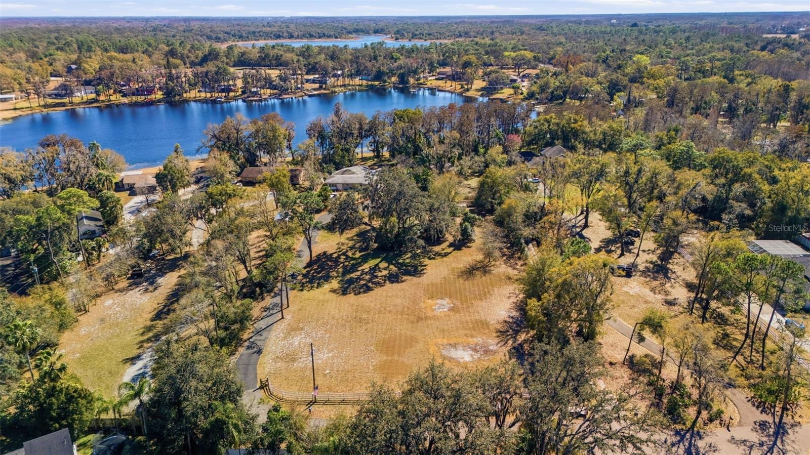 9214 Rhea Dr photo 3