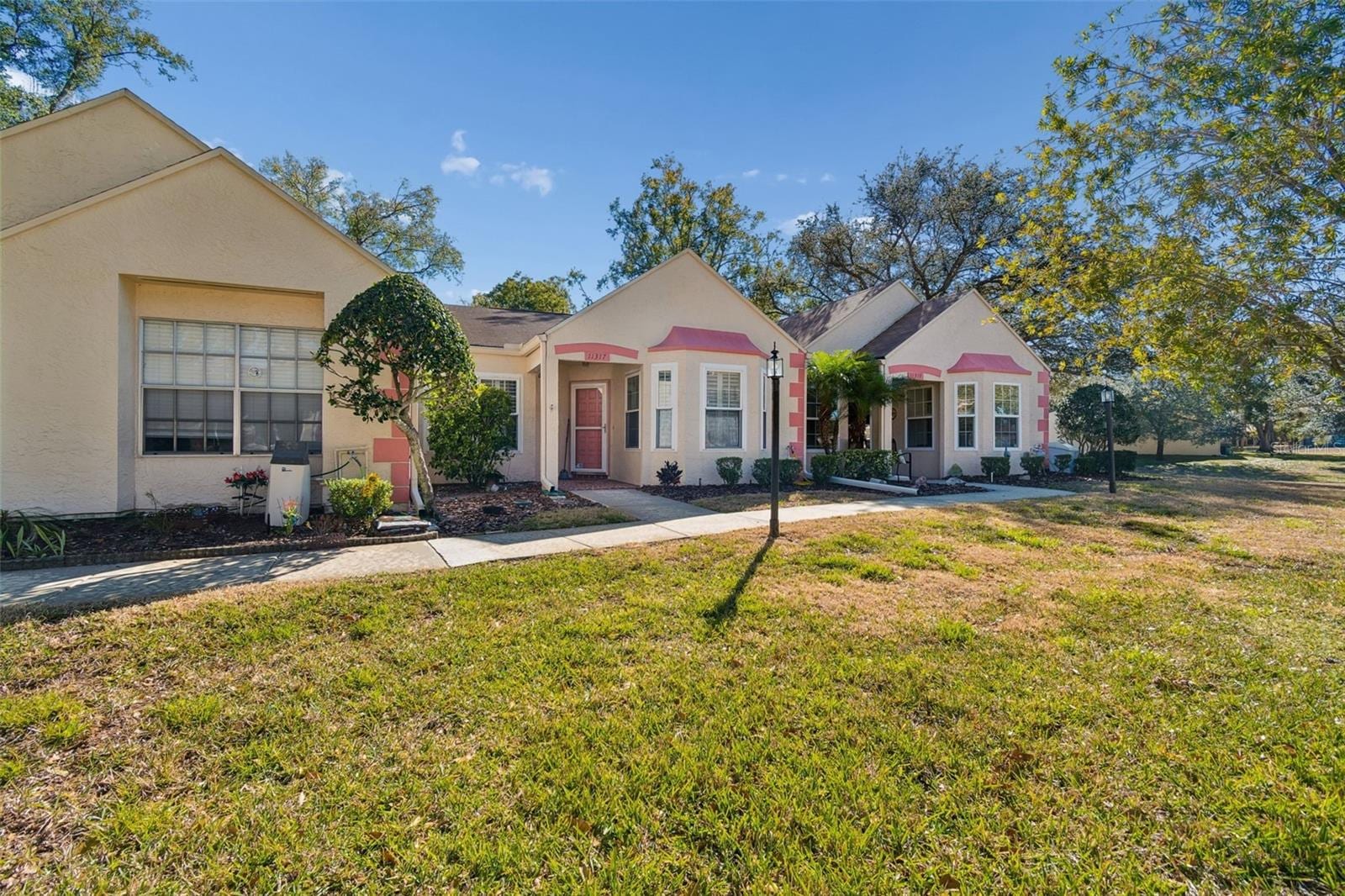 11317 Versailles Ln #5 photo 3