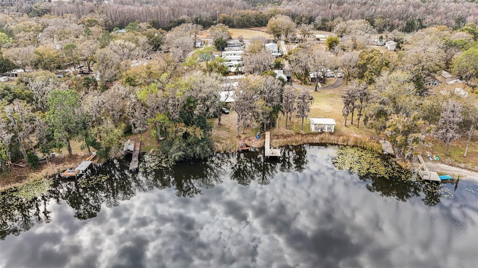 14446 Shangrila Ln photo 2