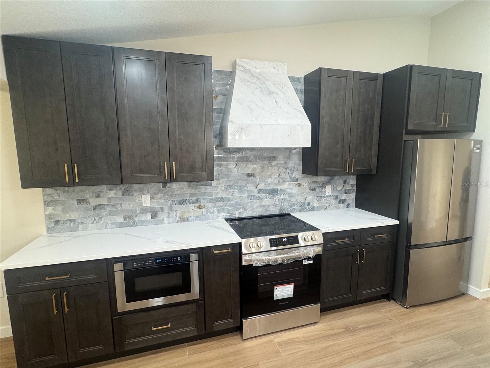 2221 Cimarron Ter photo 3