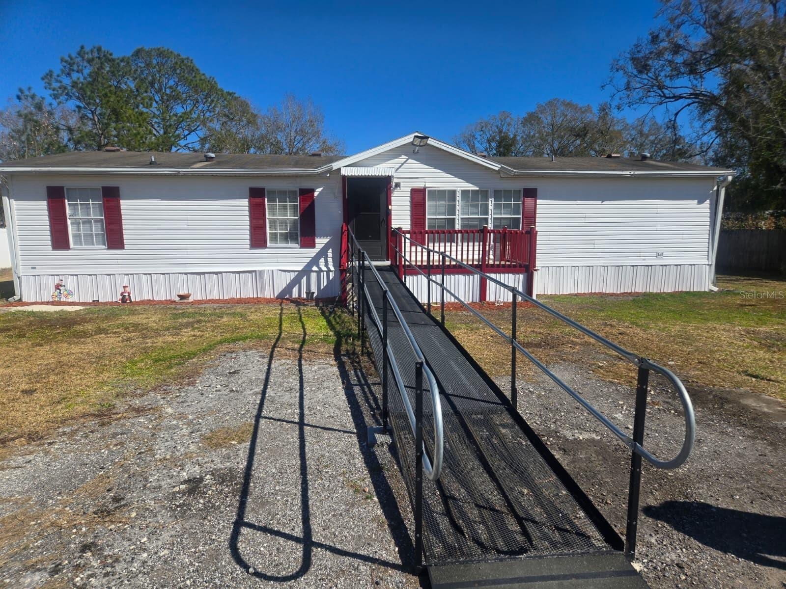 6106 Mangrove Dr photo 3