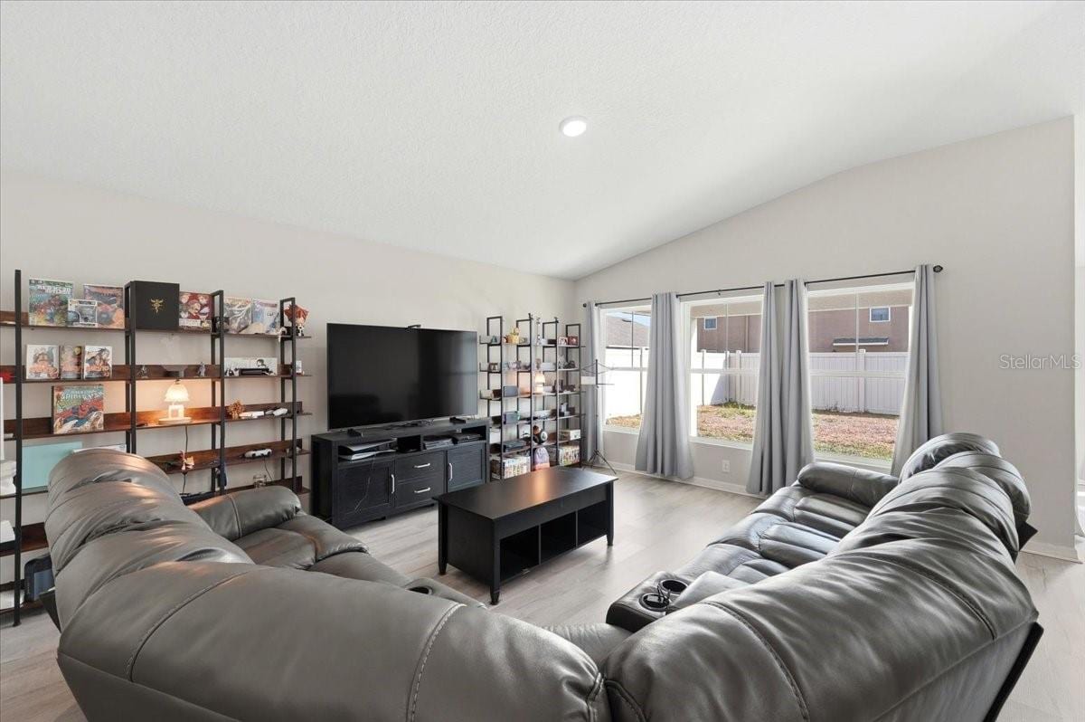 5944 Slate Rock Dr photo 4