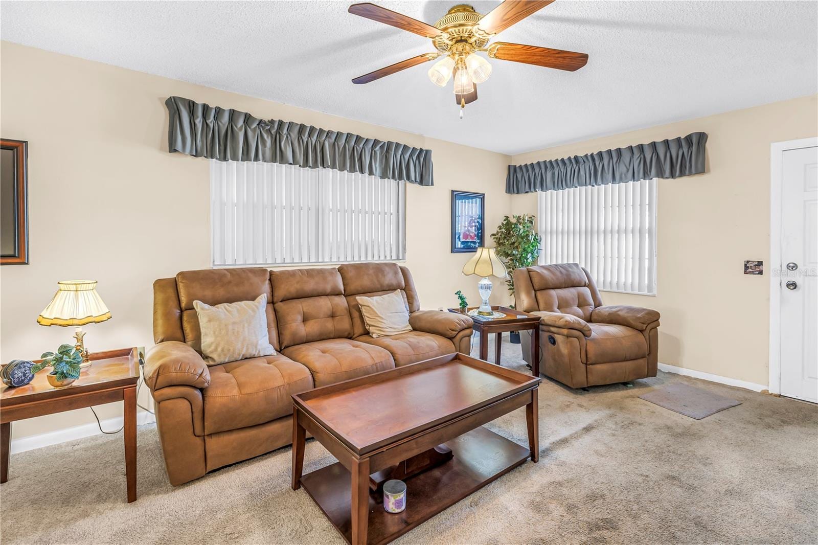 10007 Daffodil St N #183 photo 4