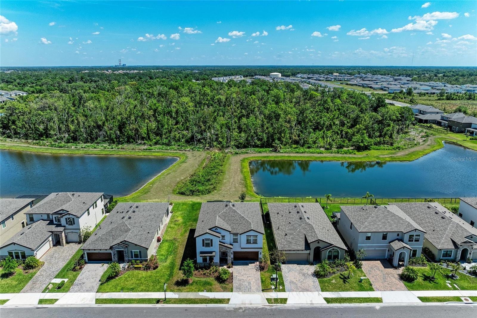 12664 Oak Hill Way photo 4