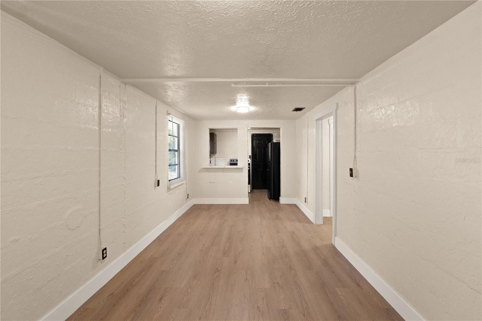 1804 E Palifox St photo 4