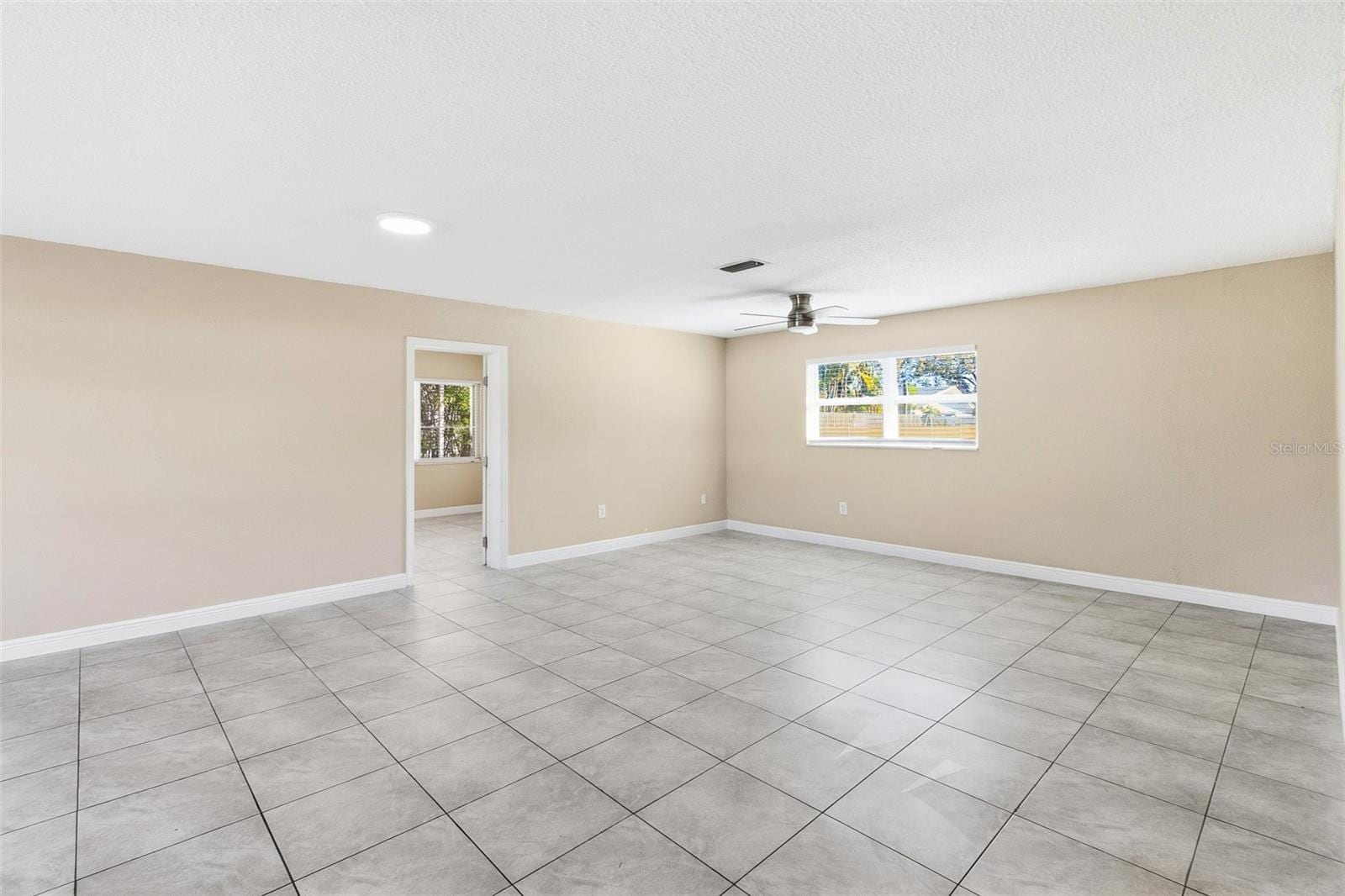 6098 22nd Ave N photo 3