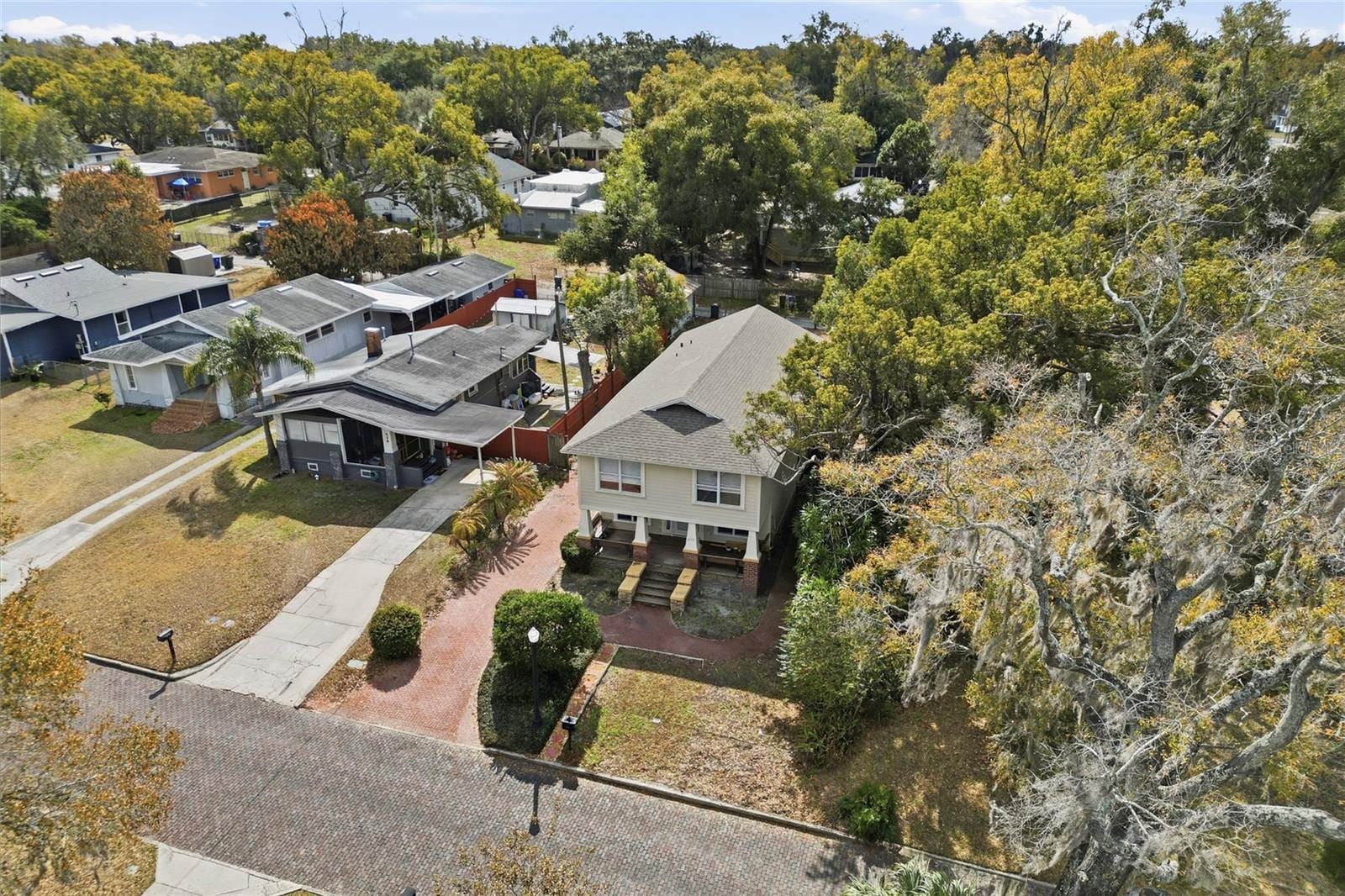 532 Hunter St photo 2