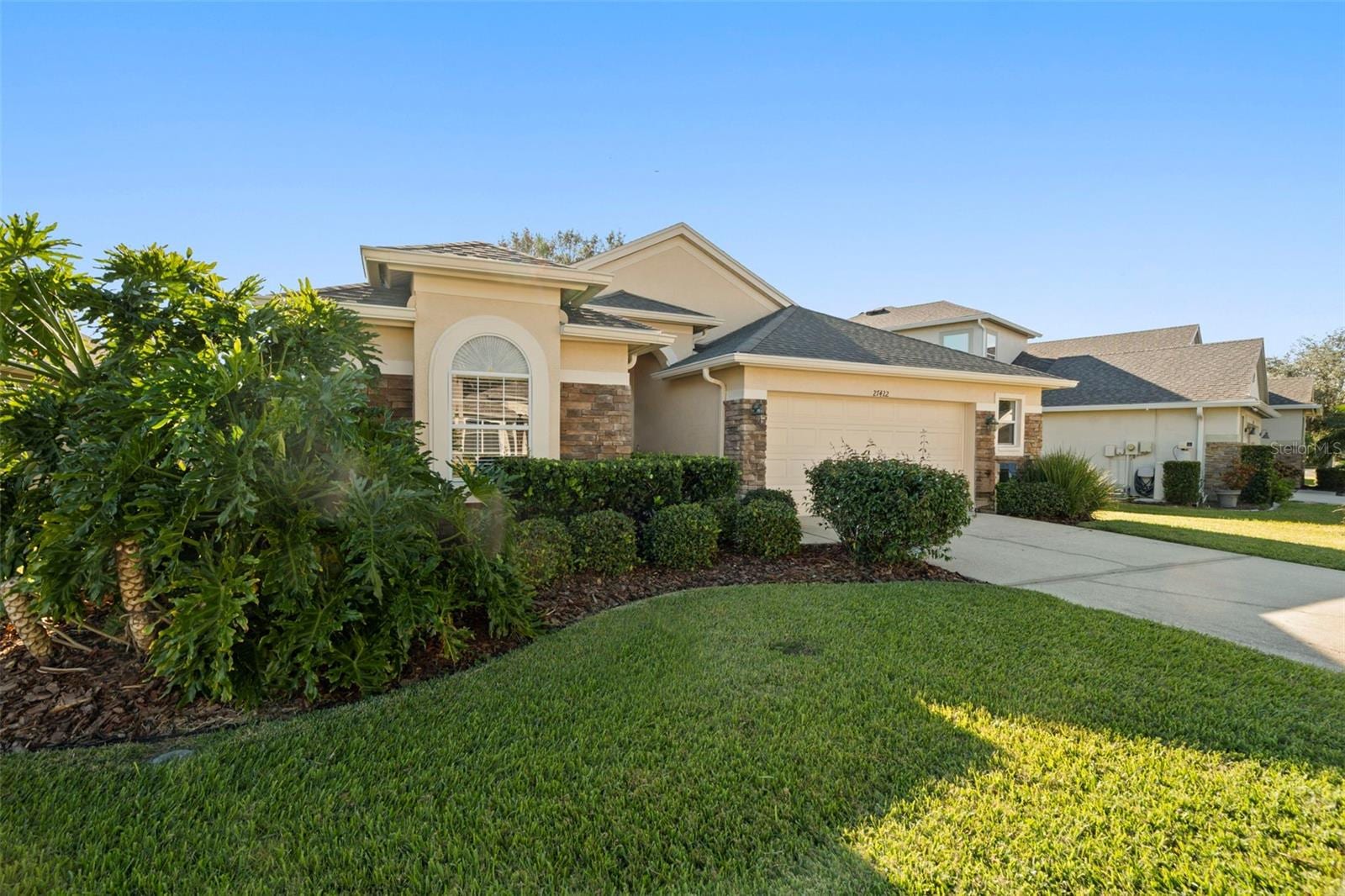 27422 Edenfield Dr photo 5