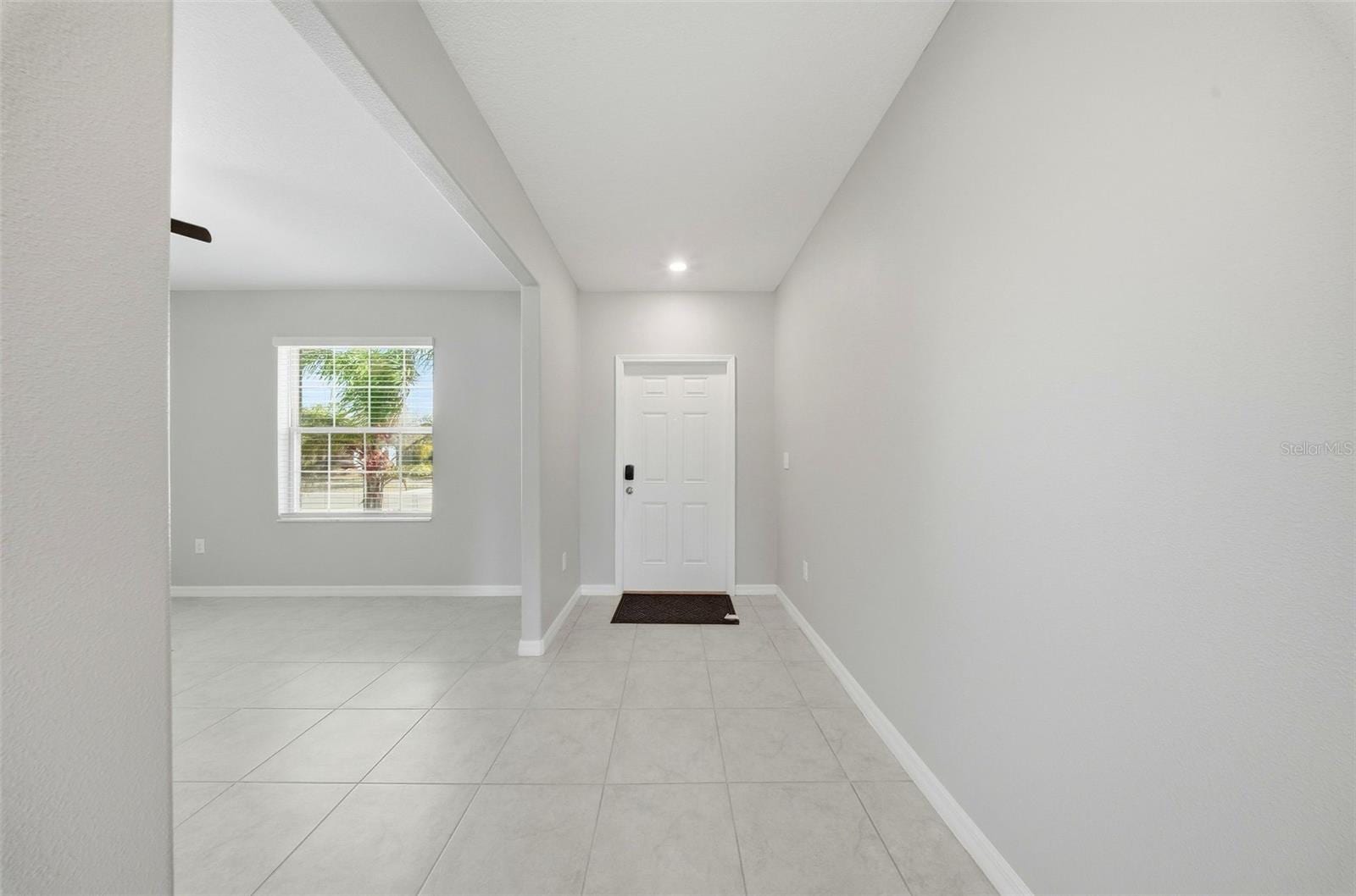 15617 Charr Island St photo 3