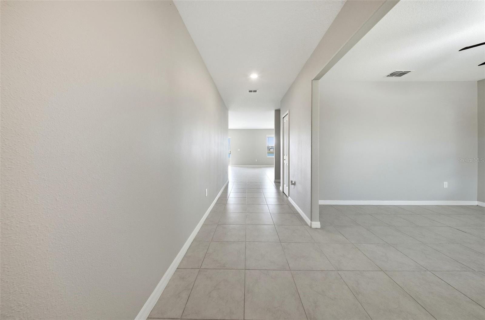 15617 Charr Island St photo 4