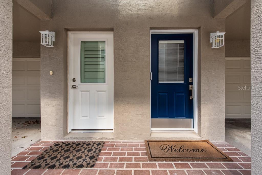 1430 Manatee Cir photo 4