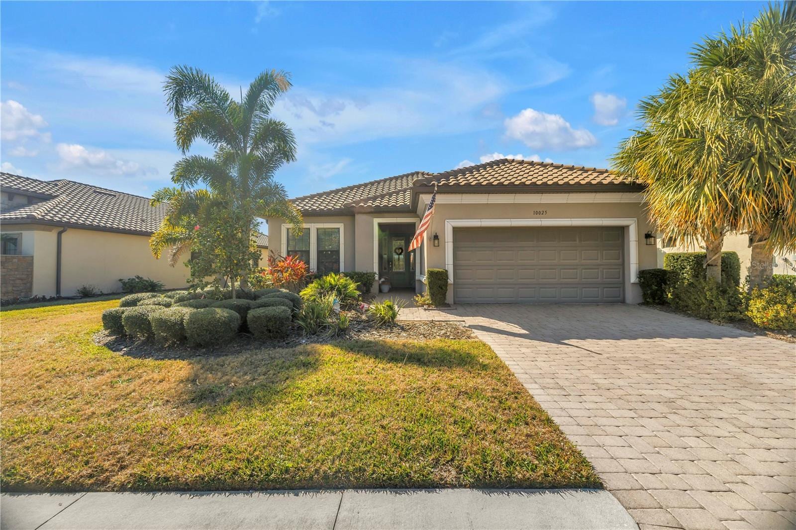10025 Craftsman Park Way photo 3
