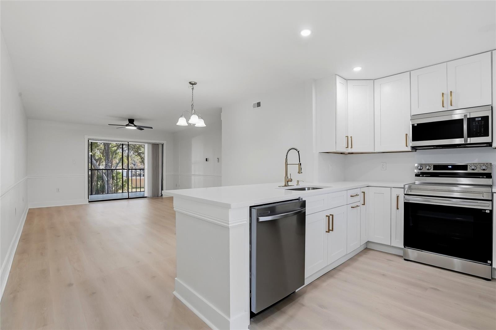 2682 Sabal Springs Cir #204 photo 4