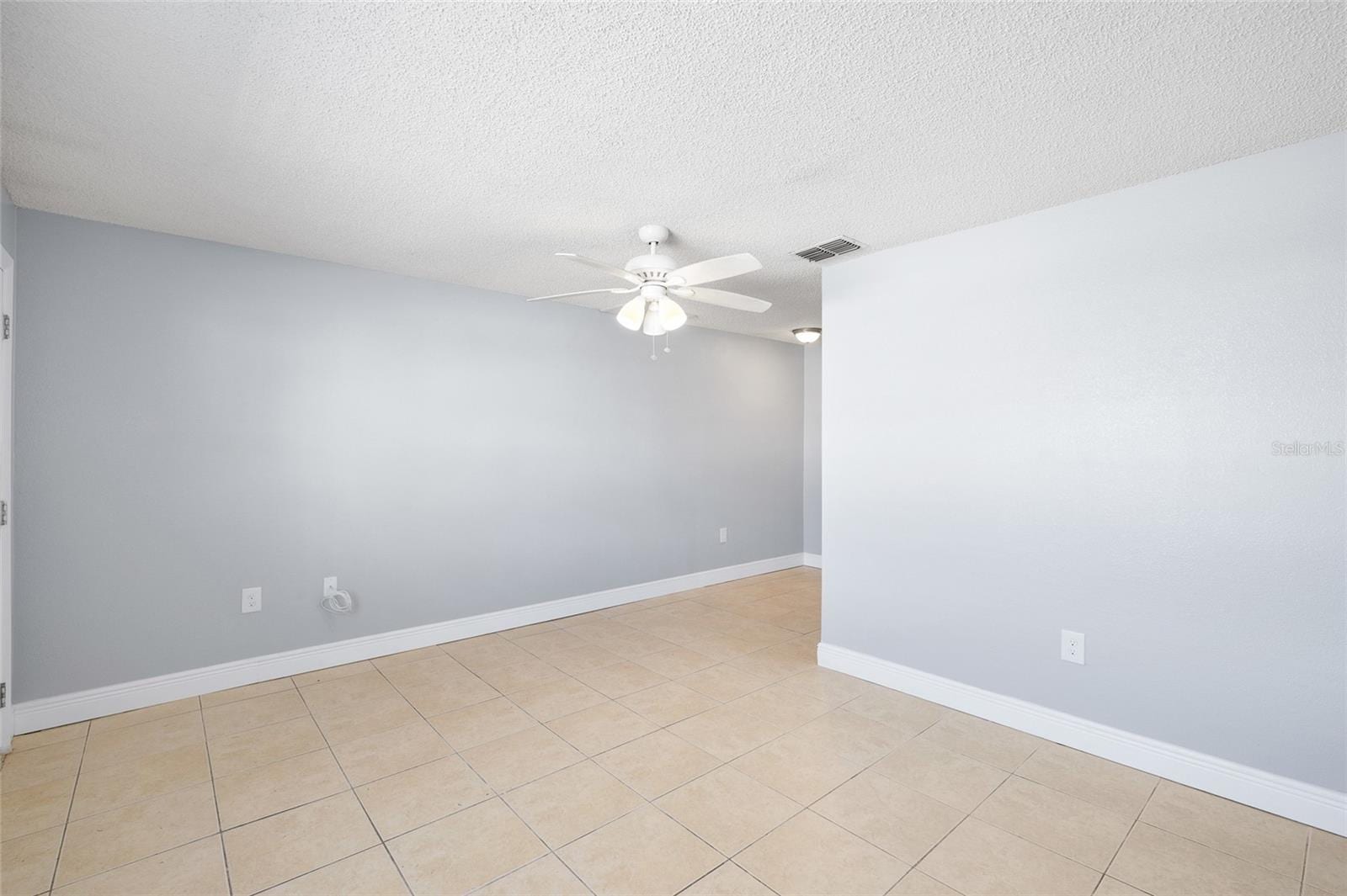 4930 Hazner St photo 5