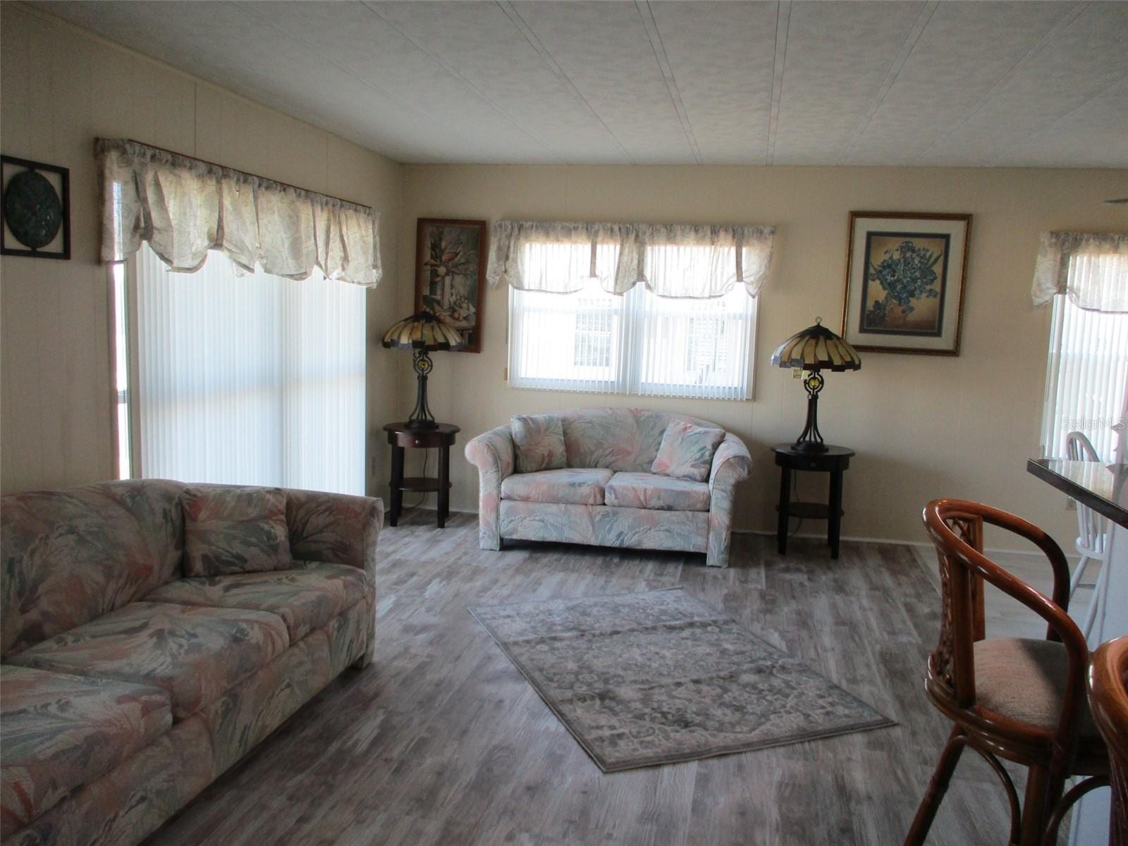 34542 Sweetpea Ln photo 3