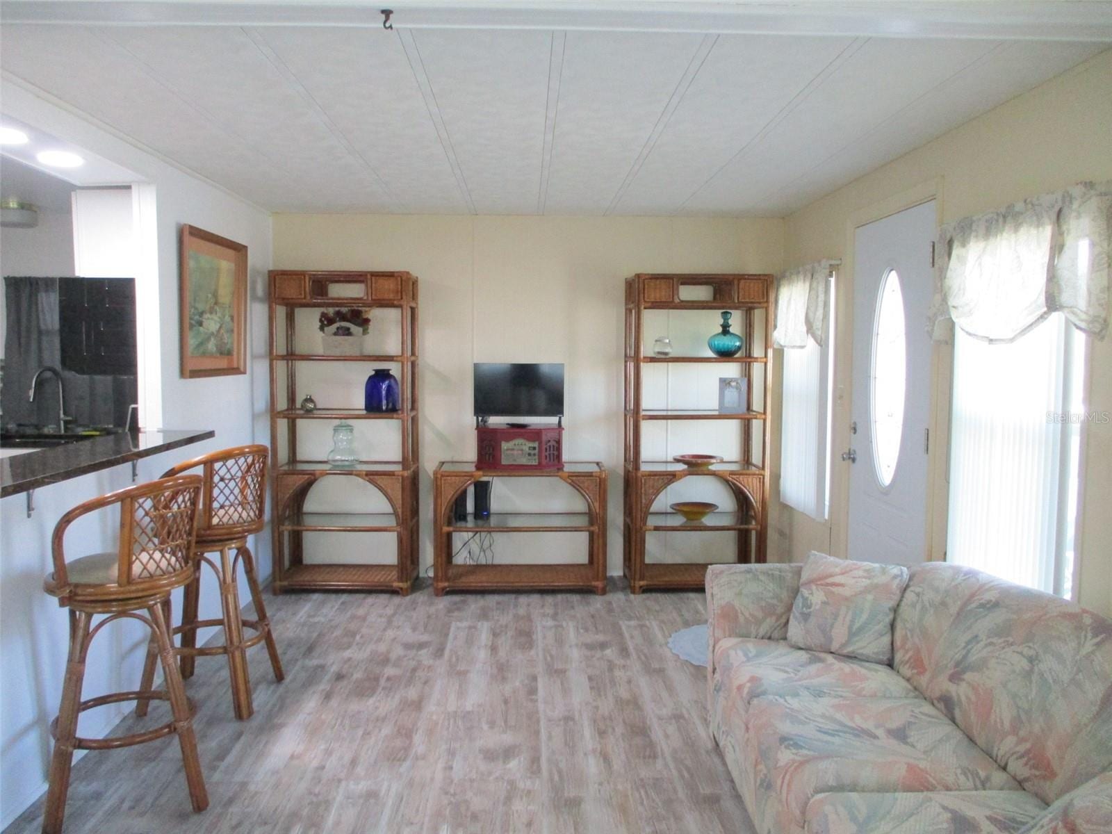 34542 Sweetpea Ln photo 4
