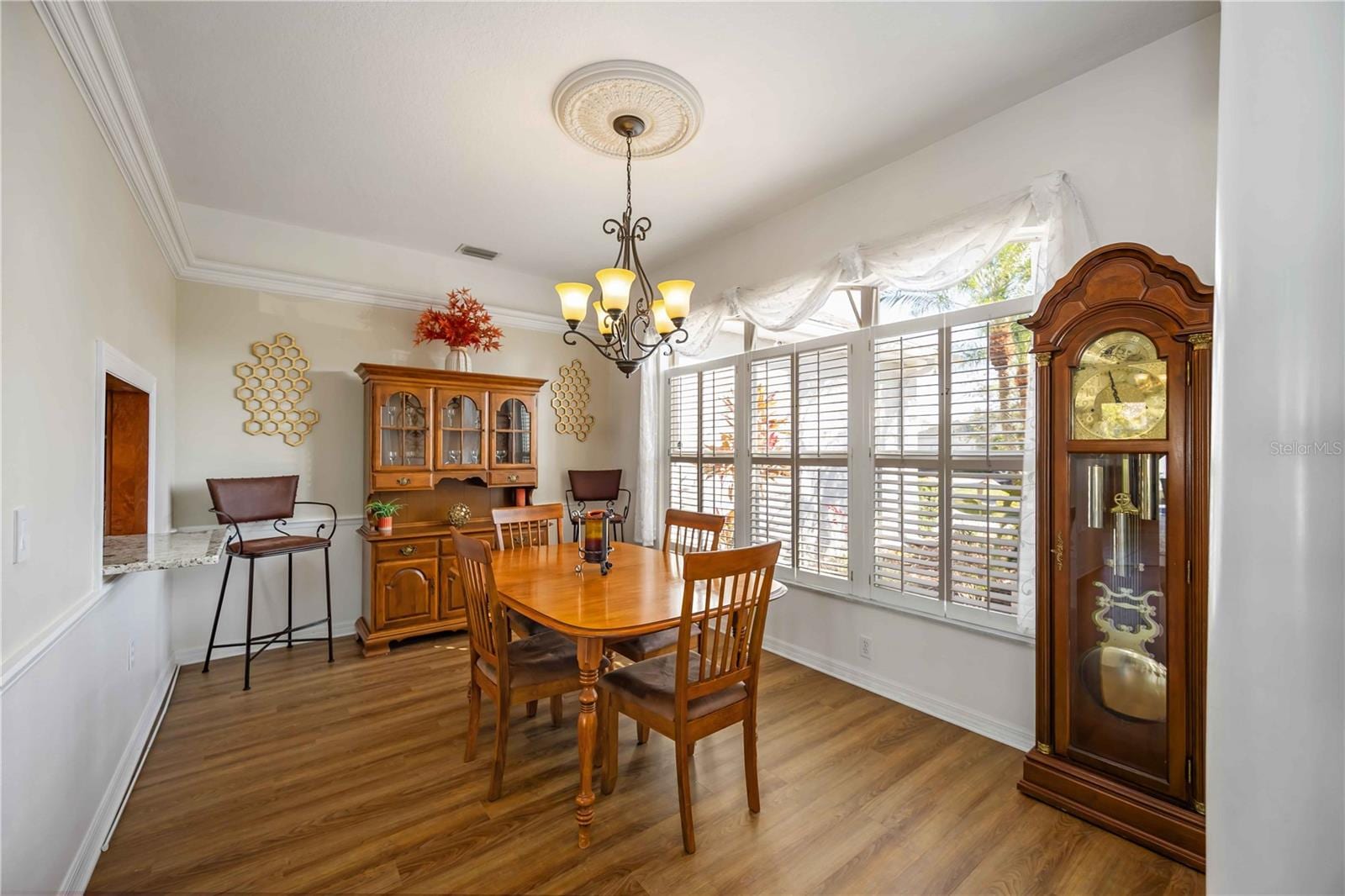 9605 Bladesmith Ln photo 5