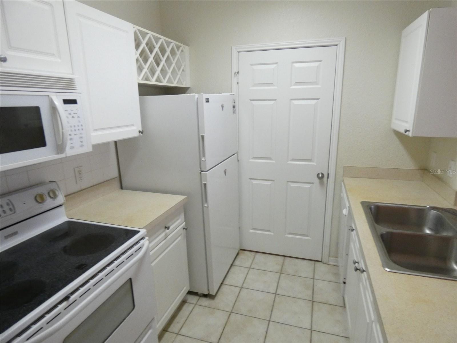 1216 S Missouri Ave #209 photo 5