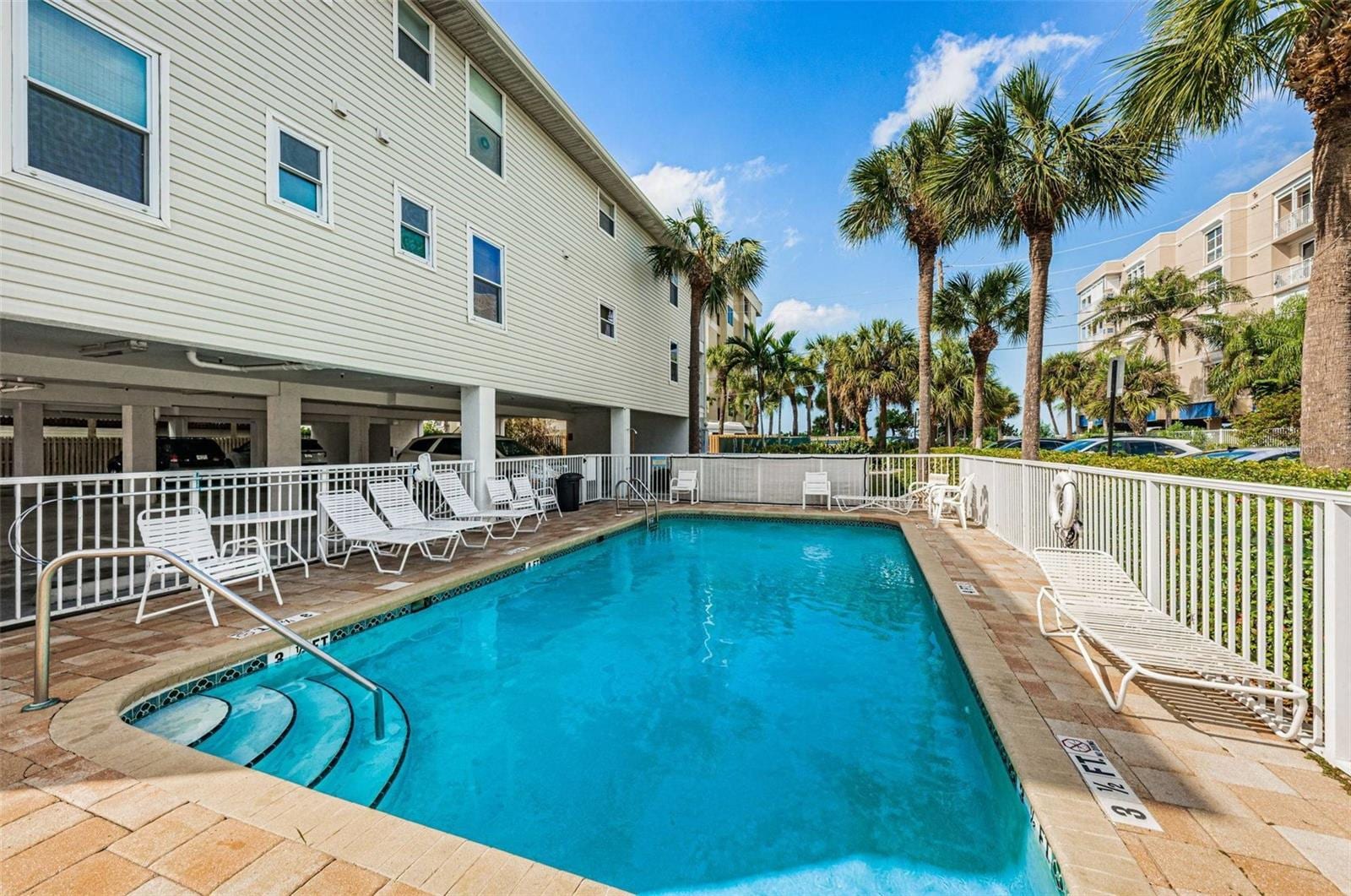 1412 Gulf Blvd #102A photo 2