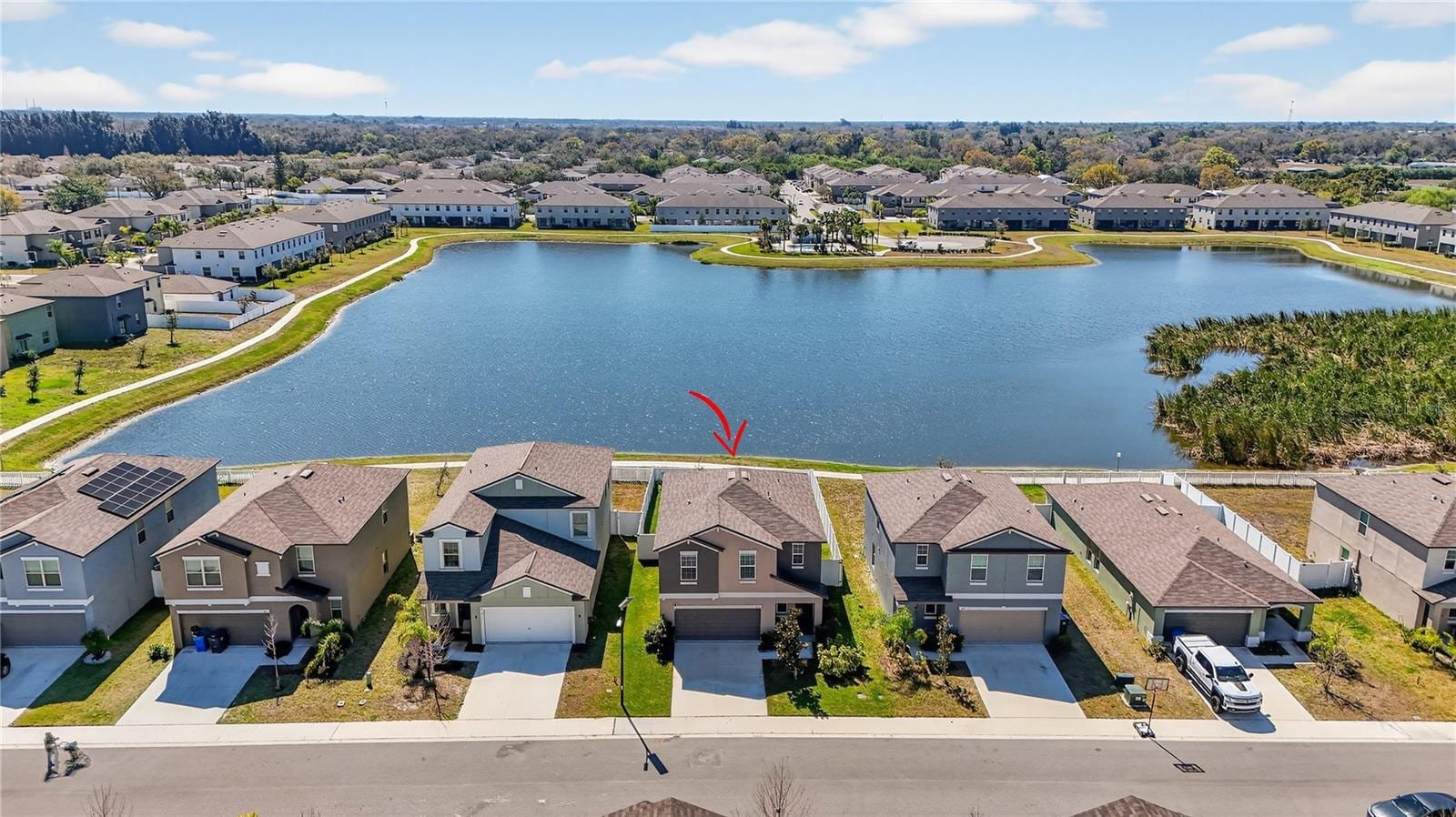 416 Royal Empress Dr photo 3