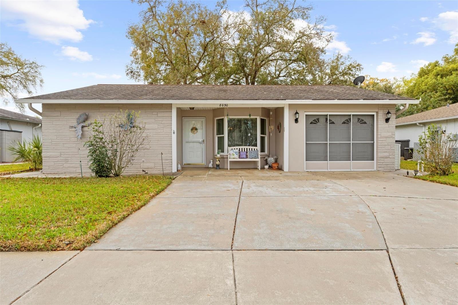 8030 Gleneagle Dr photo 3