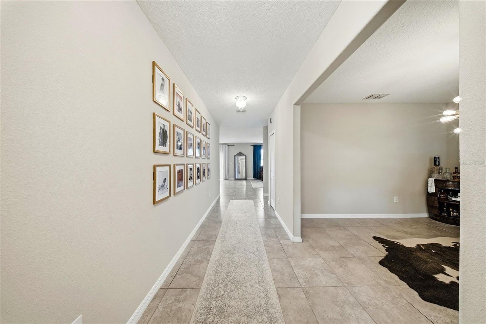 4910 Babbling Brook Ln photo 3