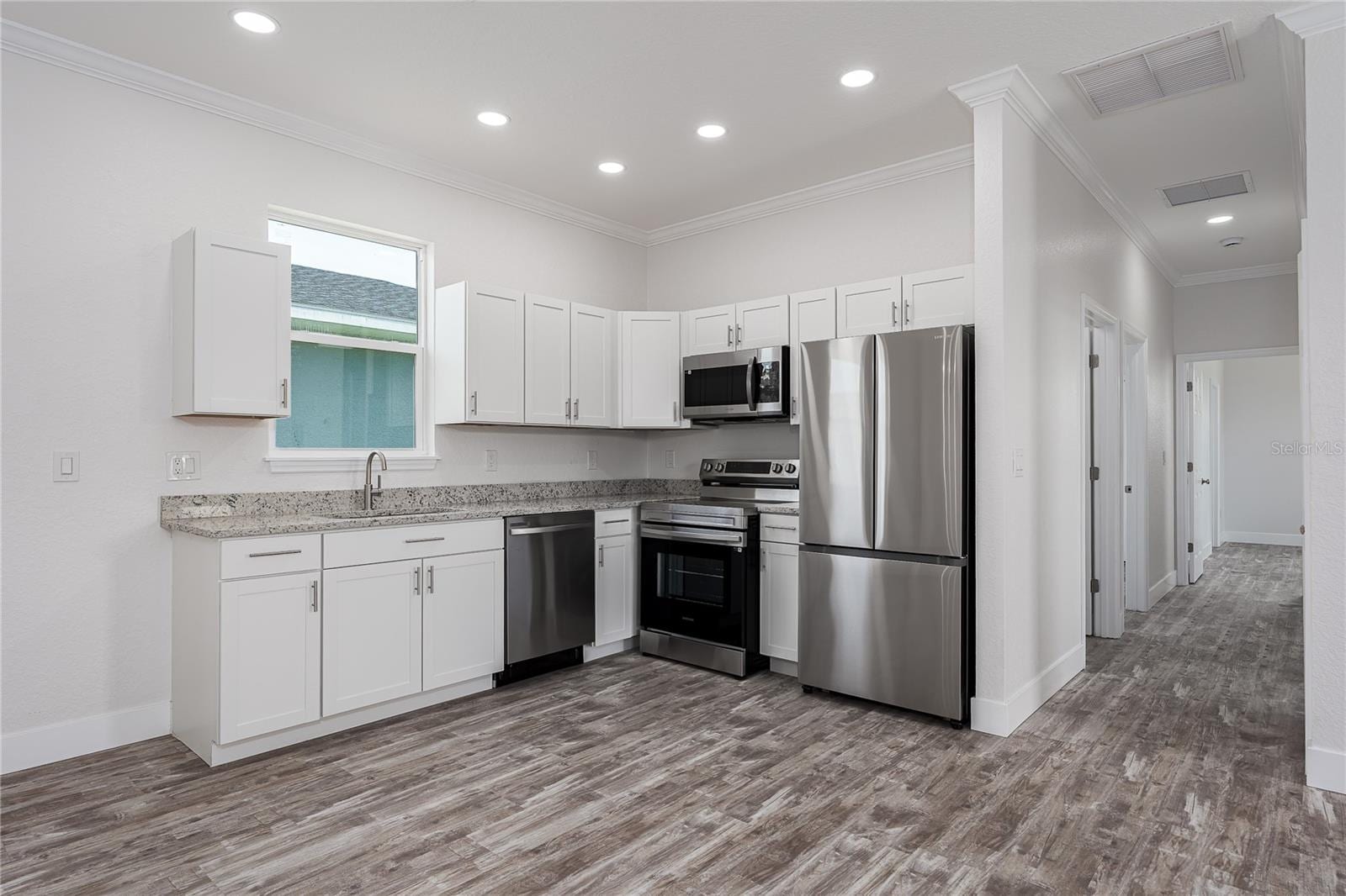 1515 2nd Ave W photo 5