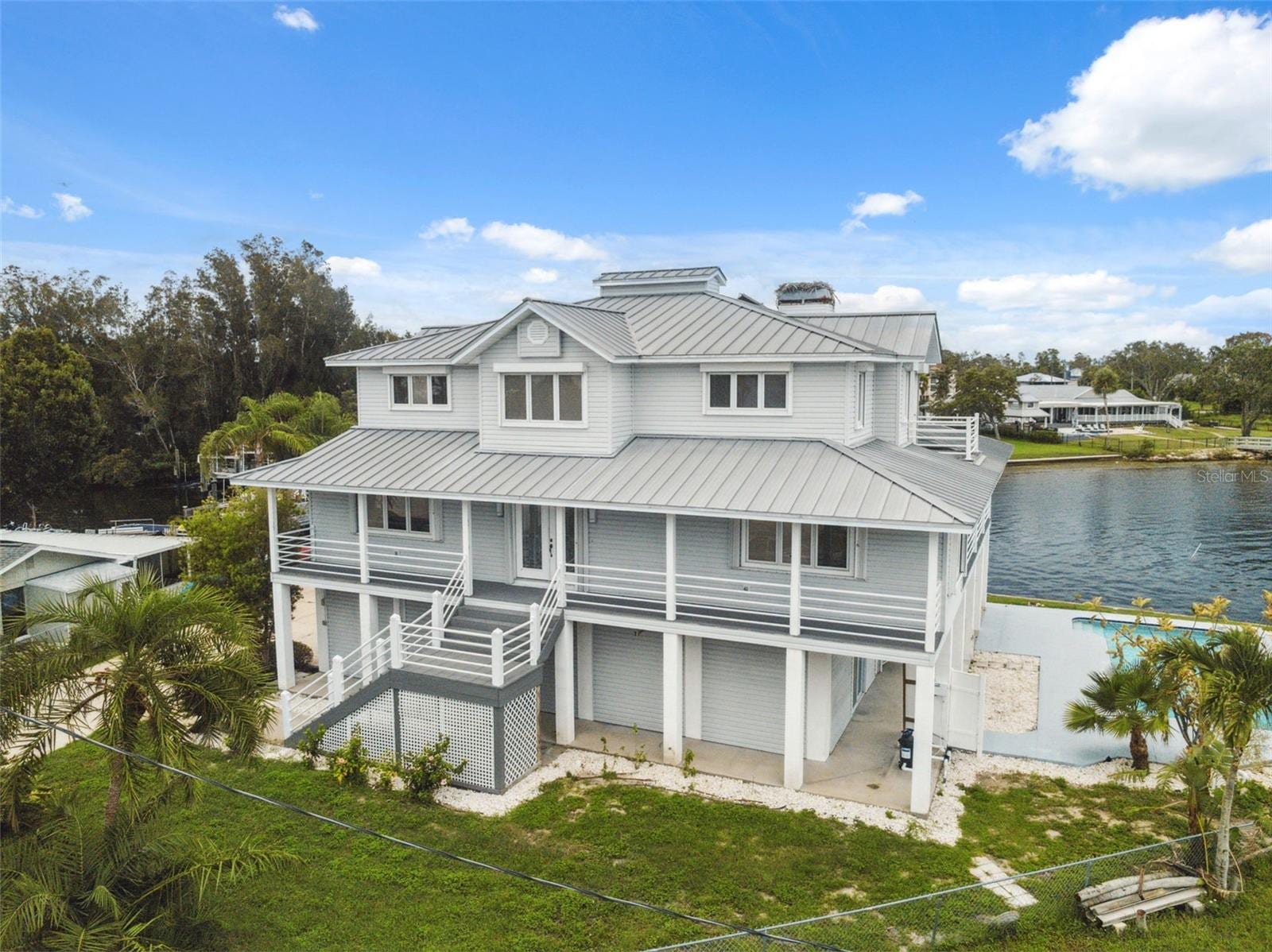 1906 Gulfview Dr photo 5