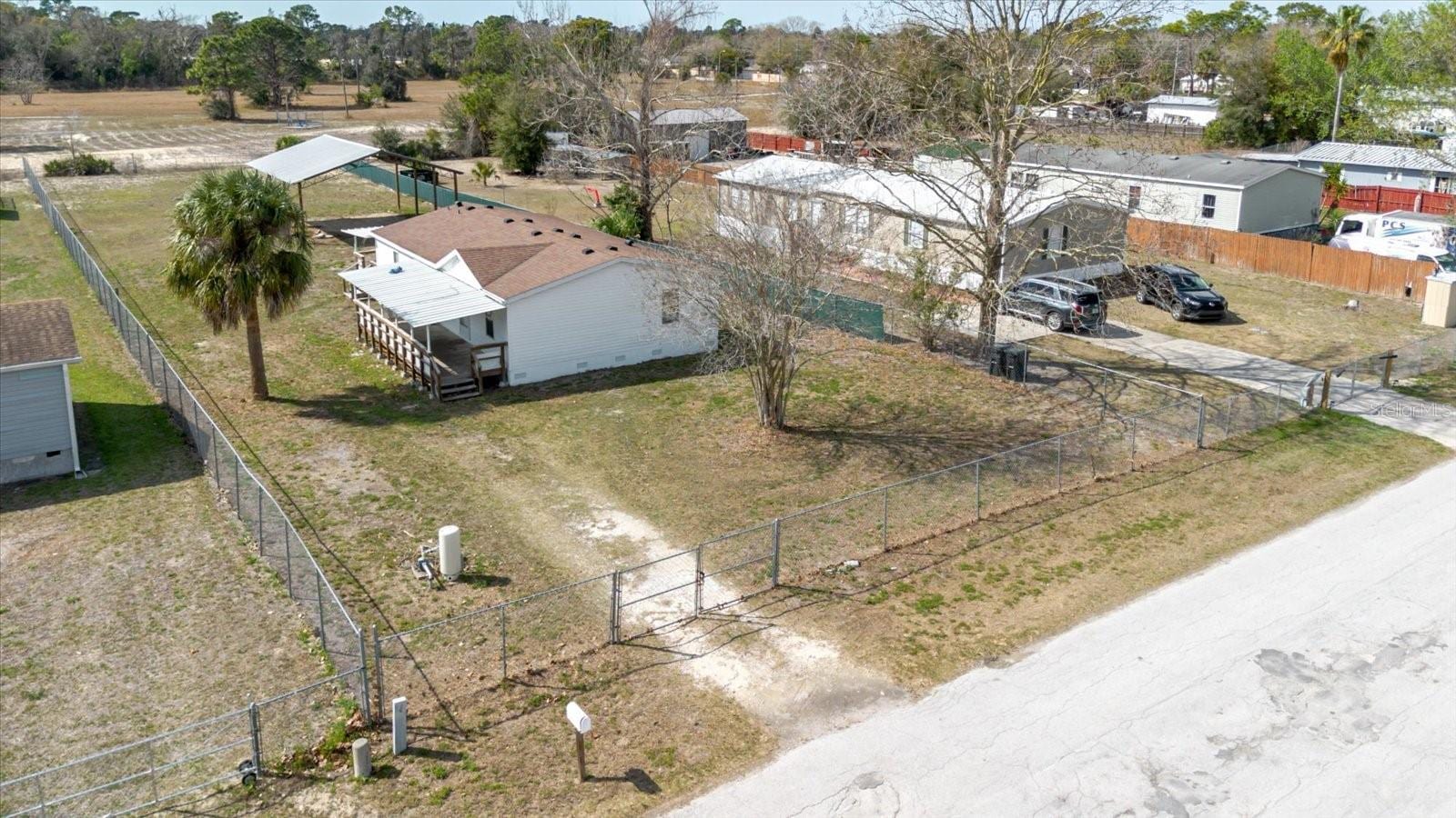 15401 Nava St photo 5