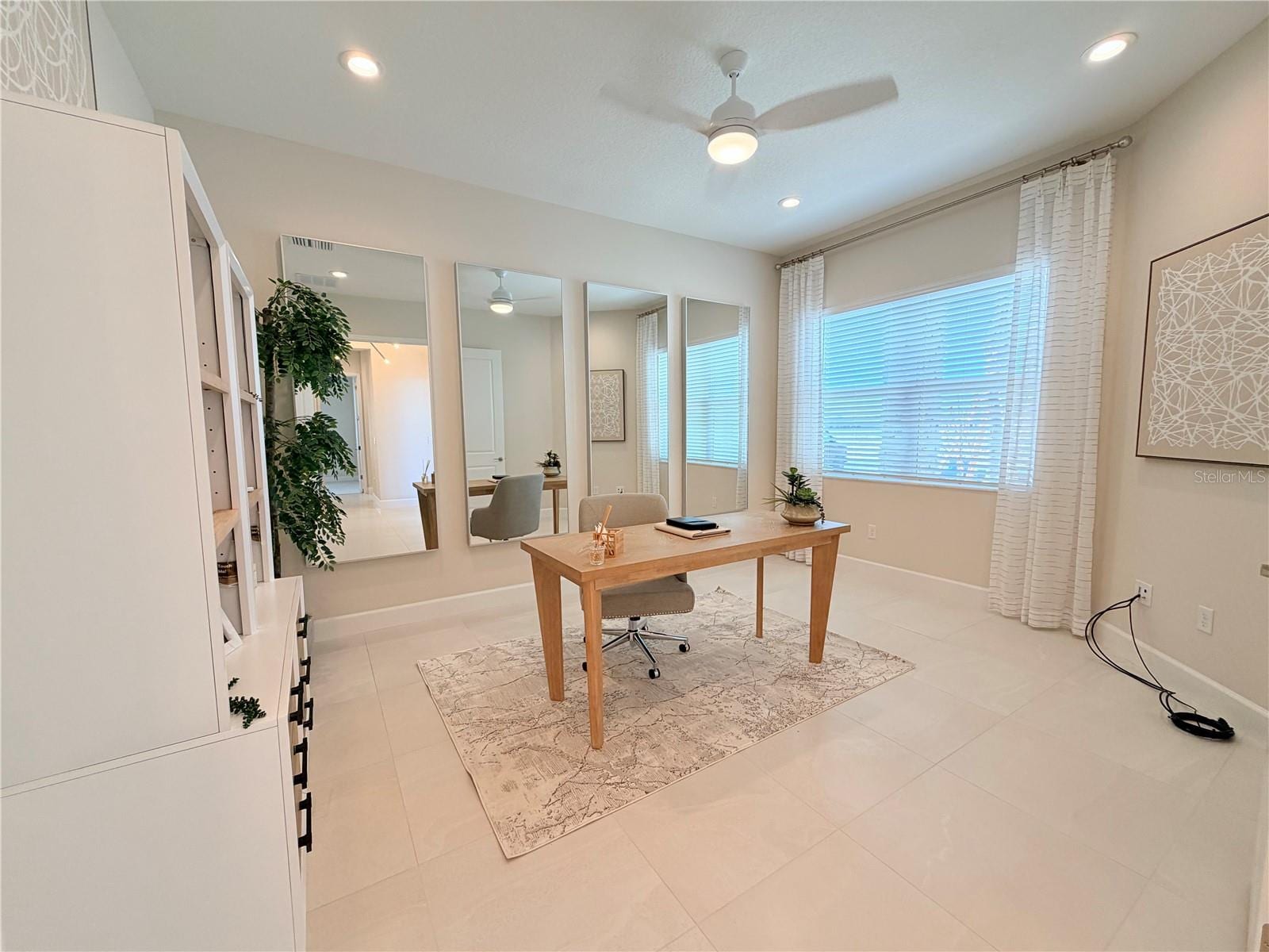 32700 Neroli St photo 4