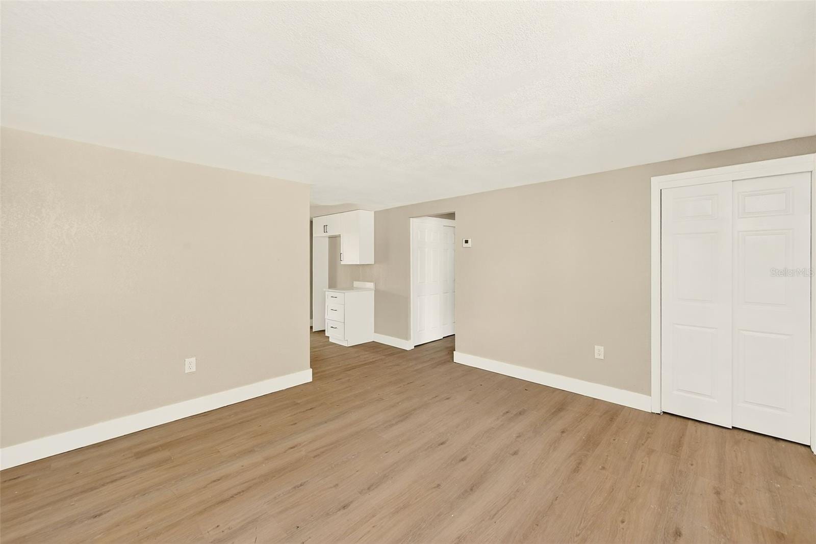 3005 Cord St photo 5