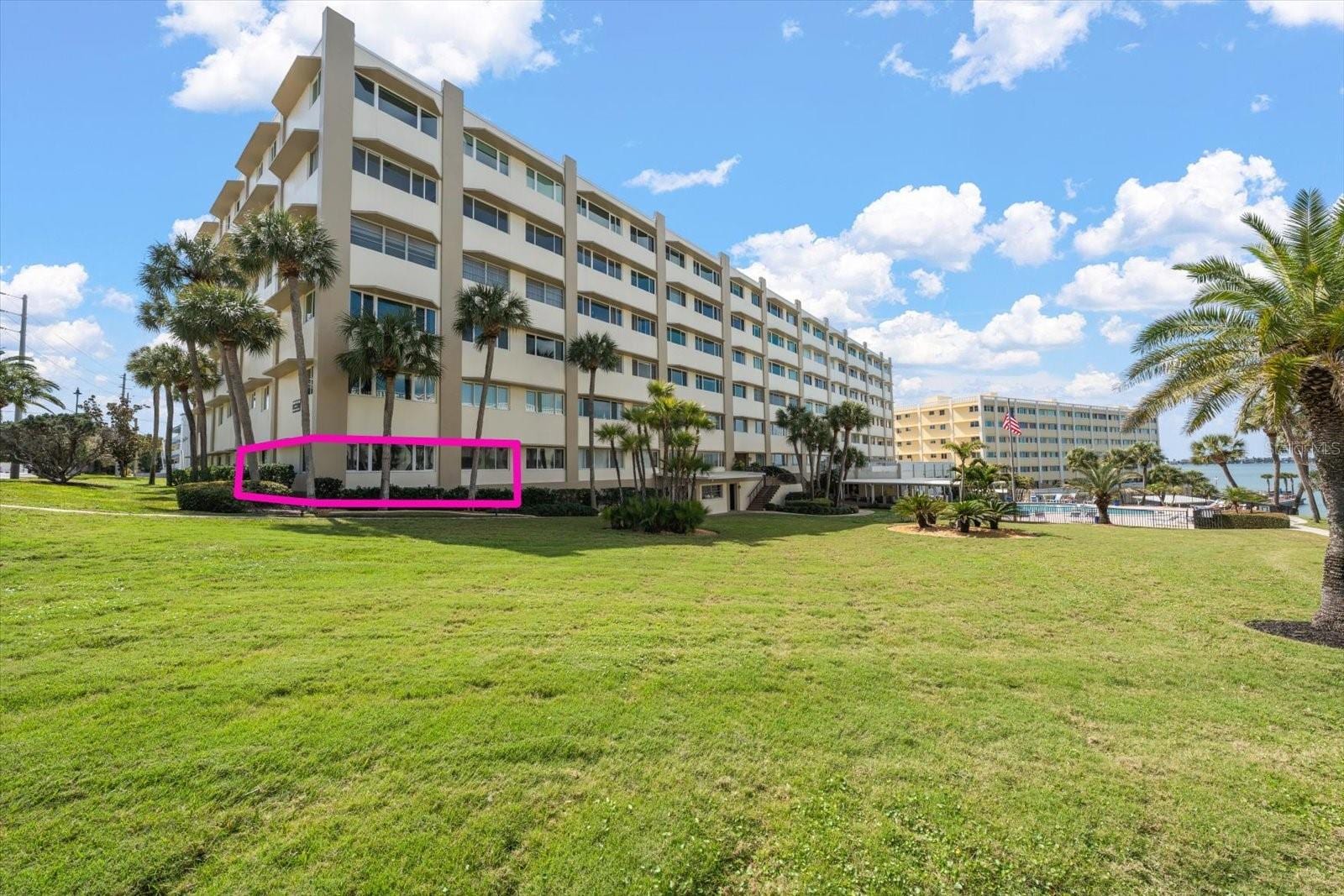 100 Bluff View Dr #114A photo 2