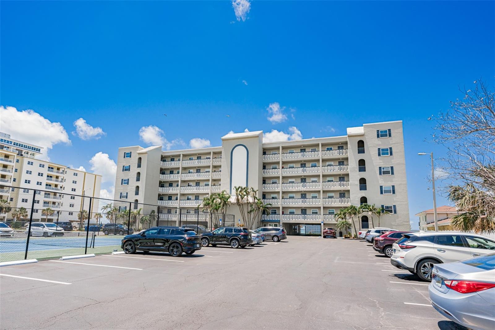 17500 Gulf Blvd #407 photo 3