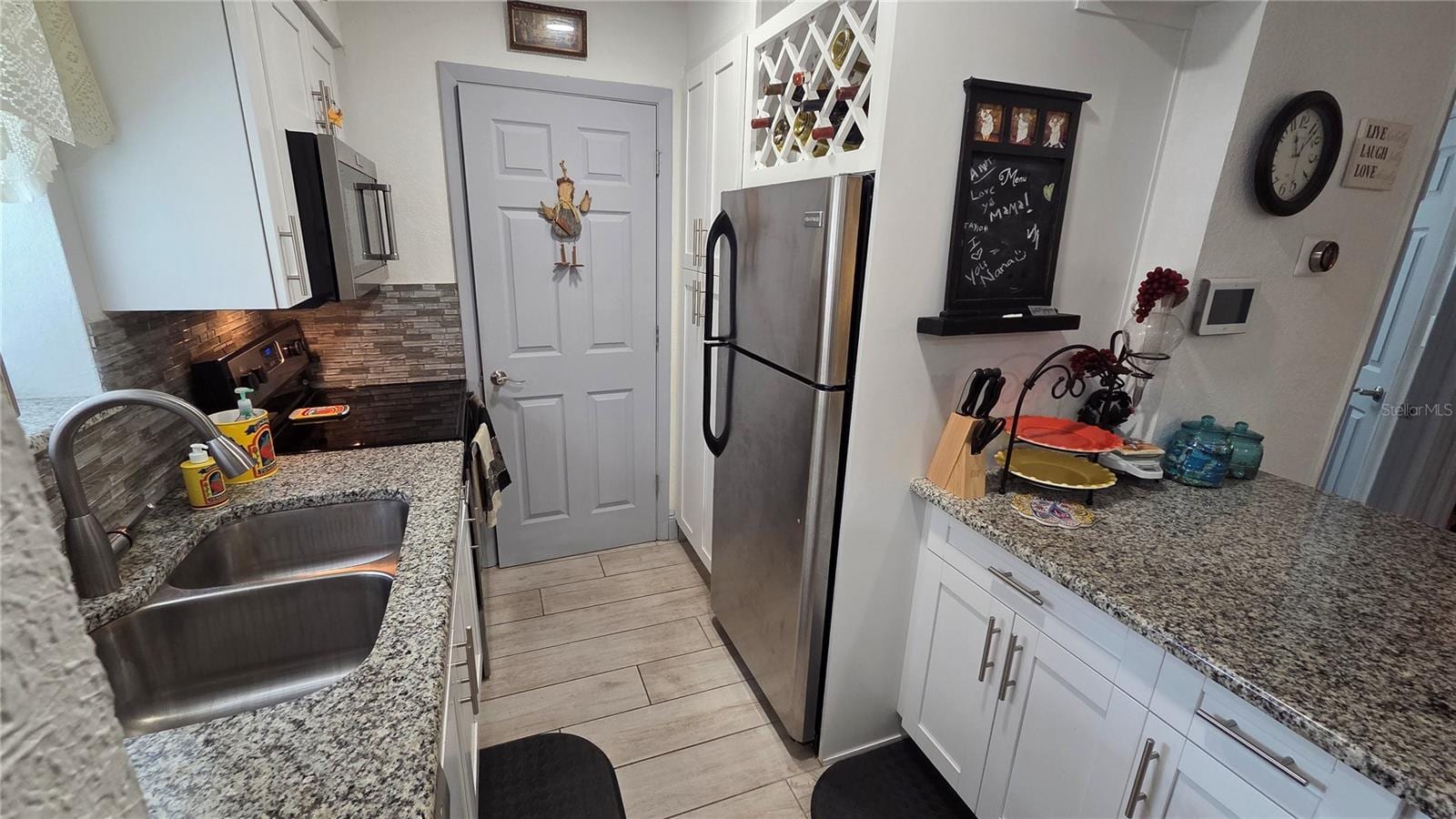 8630 Mallard Reserve Dr #105 photo 5