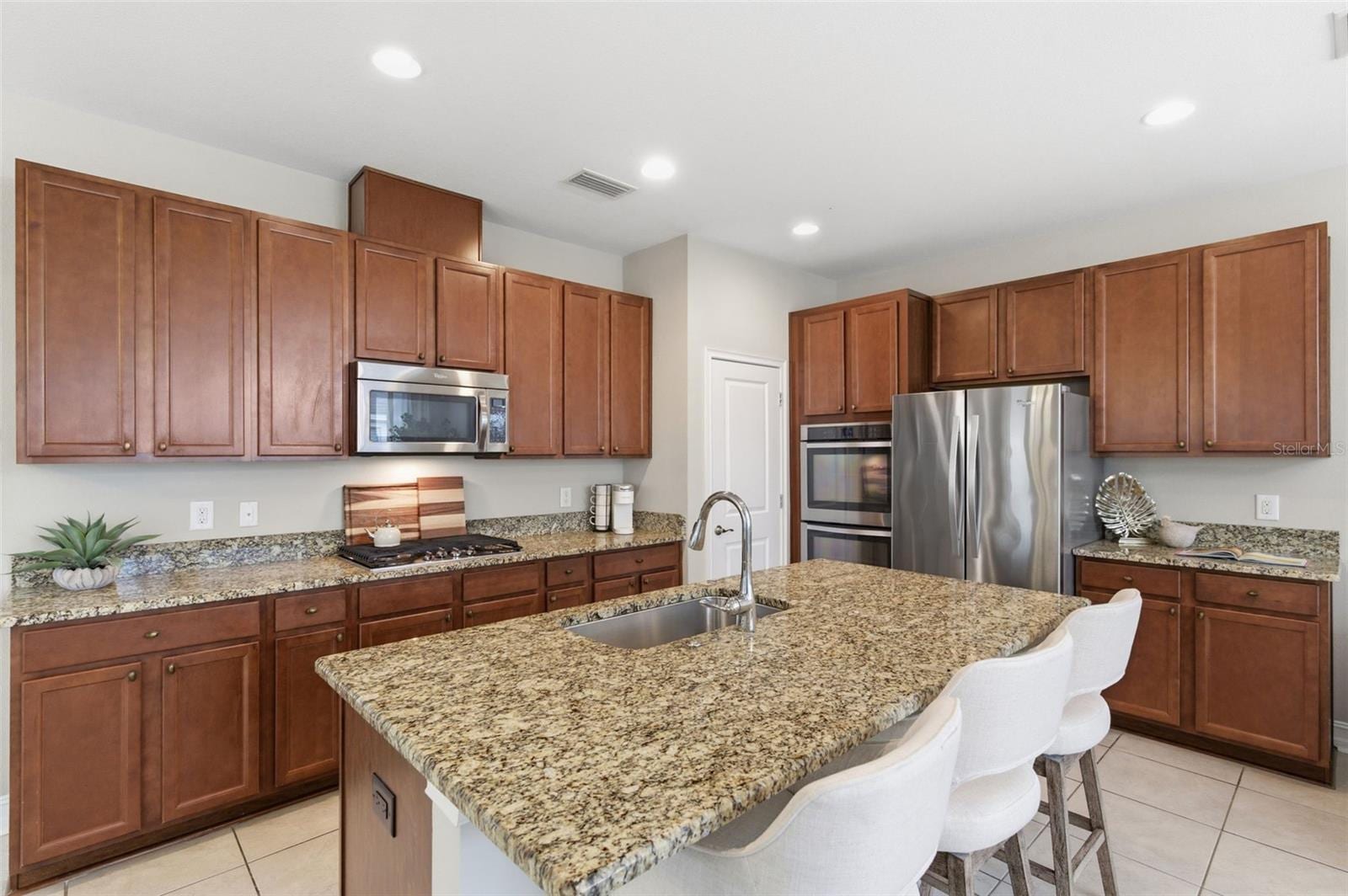 29211 Perilli Pl photo 4
