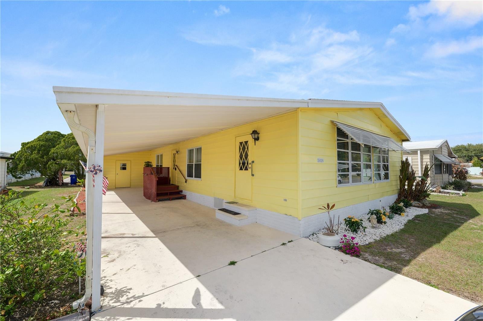 5026 Foxwood Blvd photo 3