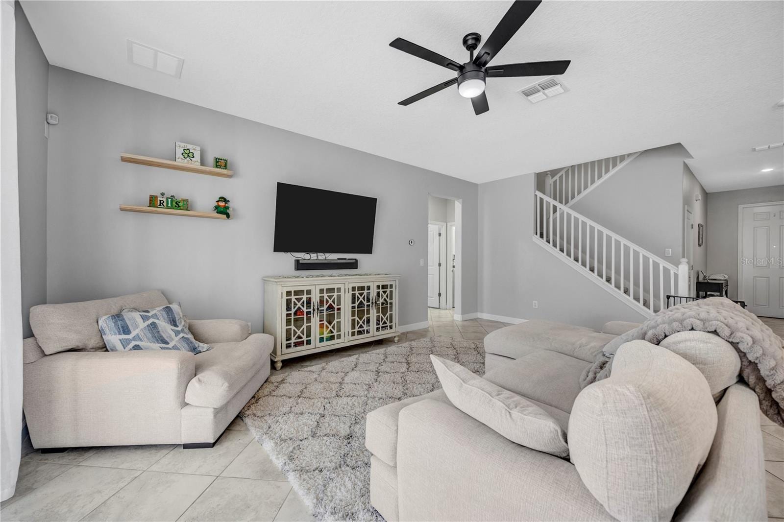 13223 Satin Lily Dr photo 4