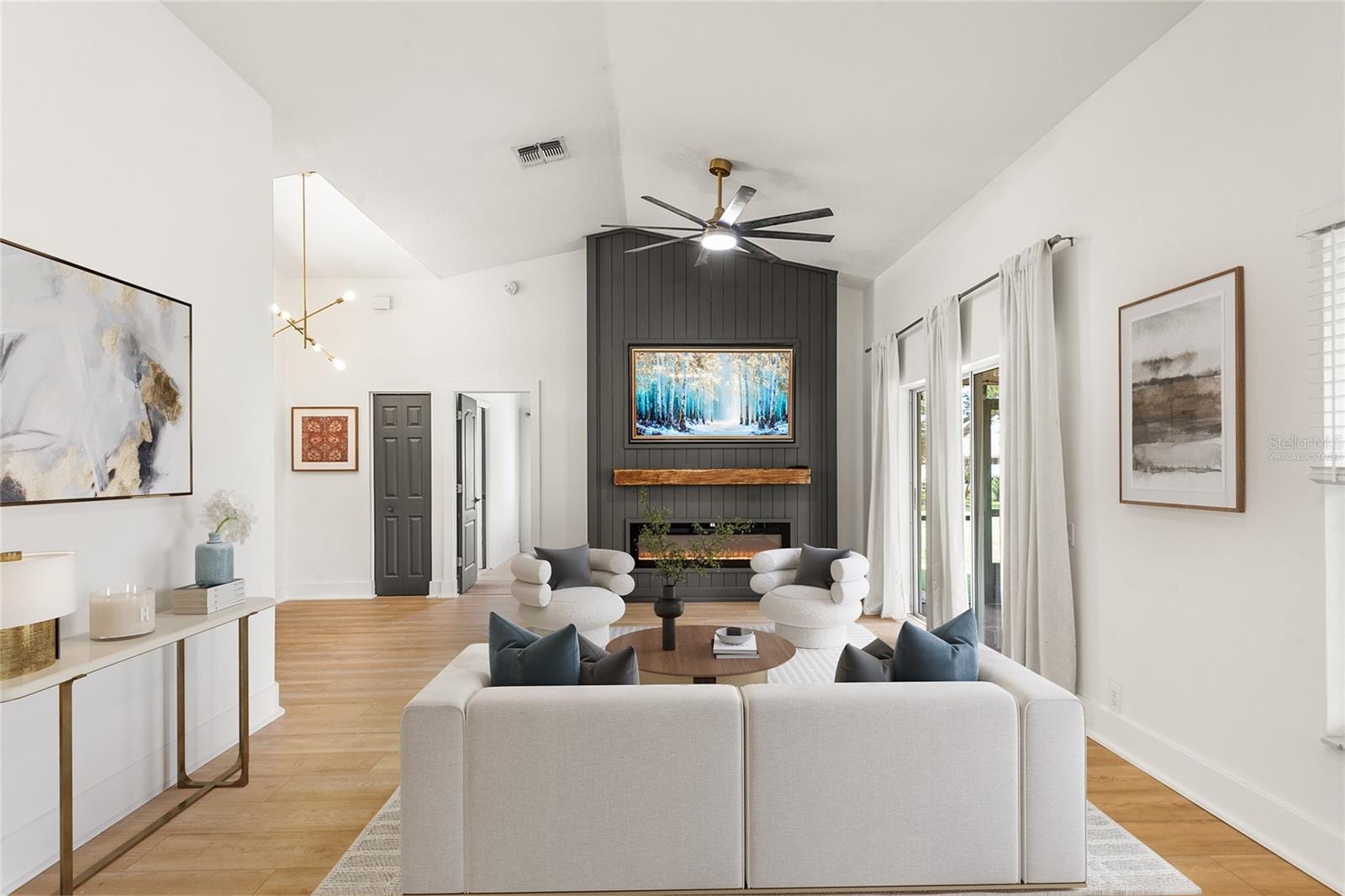 8353 Pavilion Dr photo 4