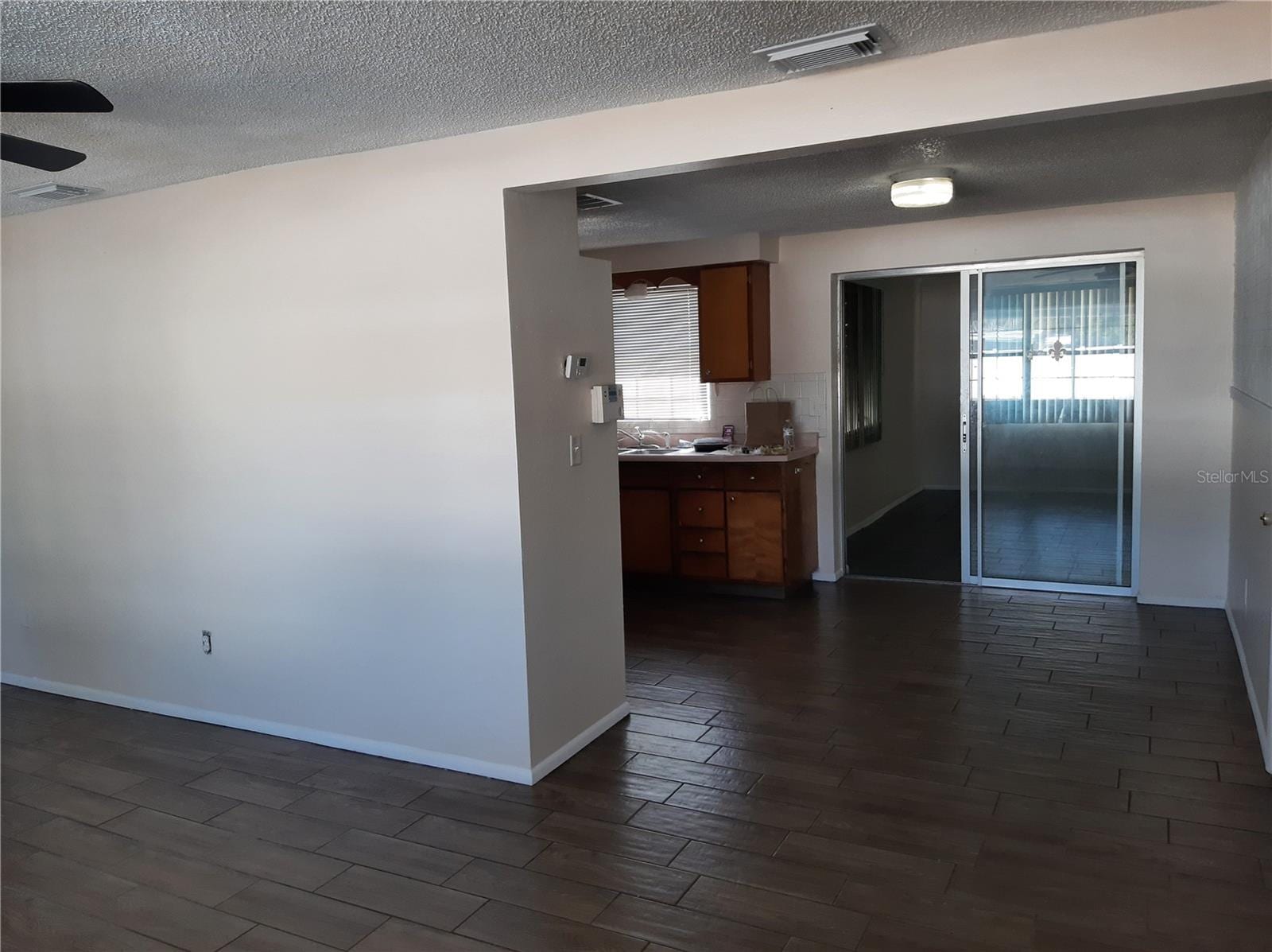 4808 Salem Dr photo 3