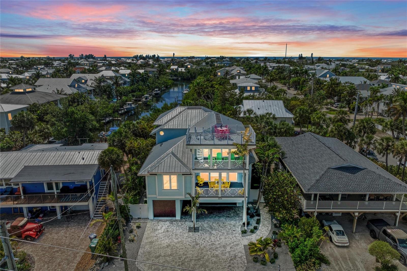 303 S Bay Blvd photo 4